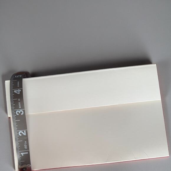 Vintage COACH Gift Box 12.5 x 10.5 x 4.5 White Red Empty - Picture 4 of 4